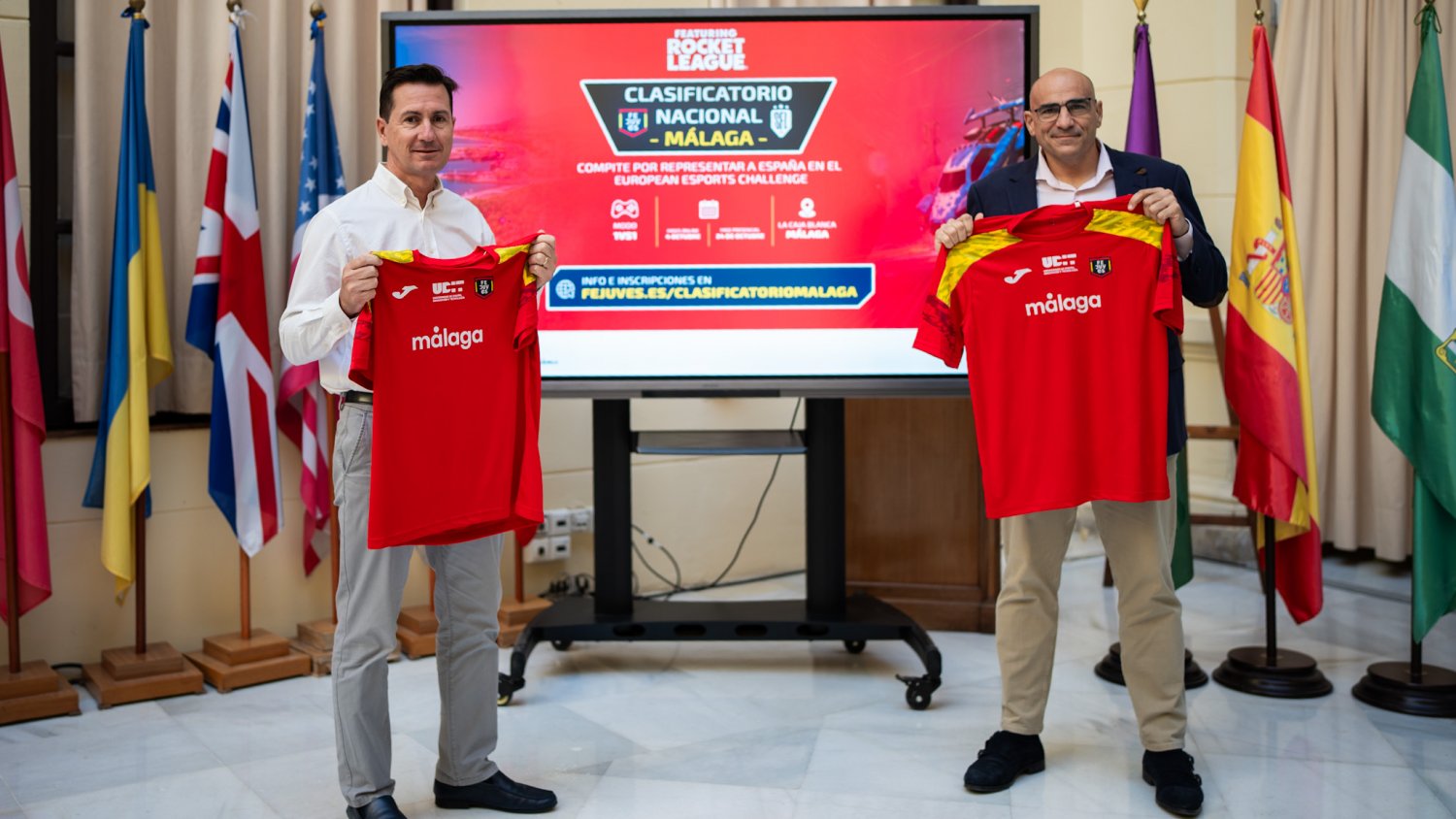 La Caja Blanca acoge el clasificatorio nacional del videojuego 'Rocket League'