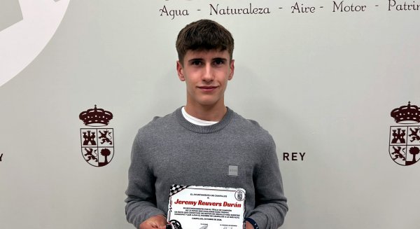 Campillos homenajea al piloto del pueblo Jeremy Reuvers, campeón de Europa de karting