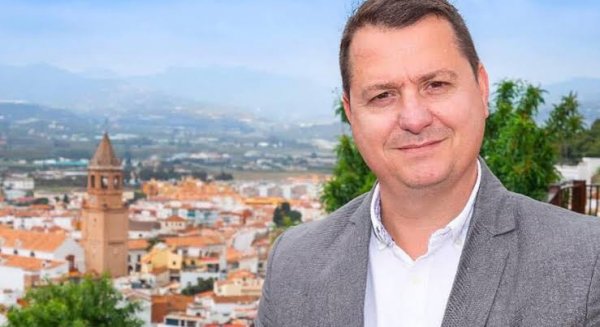 Vox propone crear aparcamientos y mejorar el transporte público para revitalizar el centro de Vélez