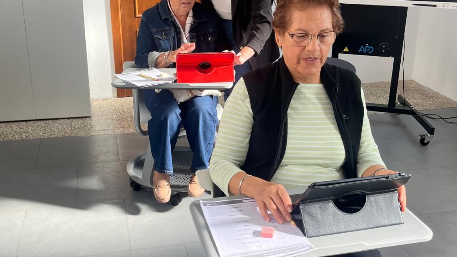La Diputación acerca atención especializada a 60 personas con demencia de la Serranía de Ronda