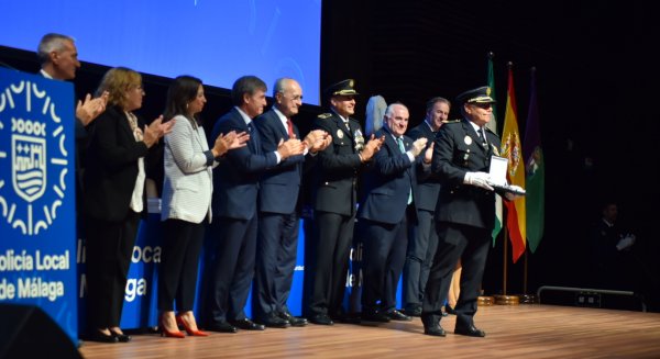 Patricia Navarro reivindica la labor de la Policía Local en una ciudad 'con una intensa actividad económica, turística y social”
