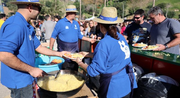 Torrox abre las convocatorias para elegir los vinos y el cartel de su 45ª Fiesta de las Migas
