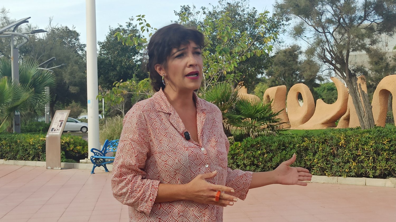 Con Málaga comunica la presentación de una denuncia a Fiscalía por el vertido de aguas fecales al mar
