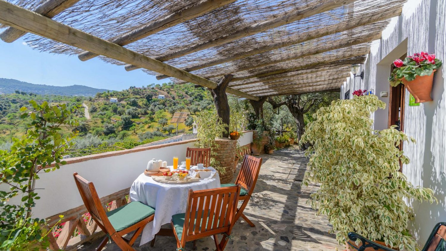 La ocupación de casas rurales en Málaga superará el 73% este puente de Todos los Santos