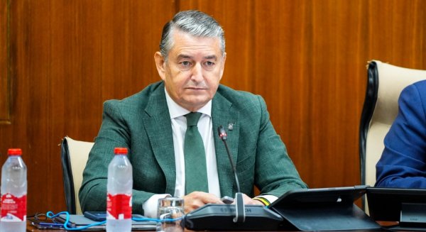 La Junta desplega equipos de psicólogos en las estaciones de Santa Cruz y Julio Anguita