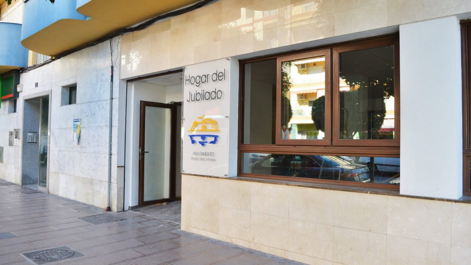 Rincón de la Victoria saca a licitación la explotación la cafetería del Hogar del Jubilado con un presupuesto de 116 mil euros