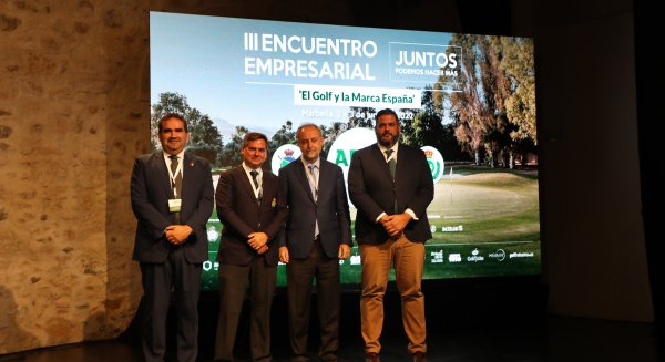 Un centenar de campos de golf analizan en Marbella la contribución del sector al turismo y la economía