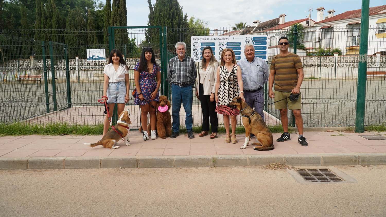 PSOE pide al equipo de gobierno más parques caninos en Málaga y un mayor mantenimiento
