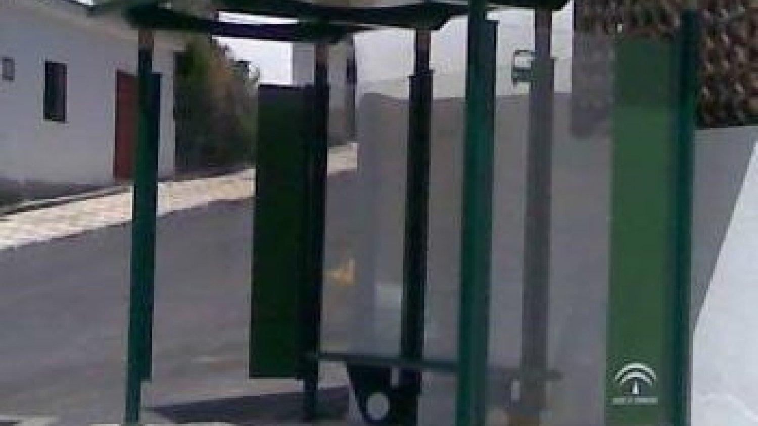La Junta de Andalucía licita la instalación de marquesinas para el transporte interurbano en Málaga