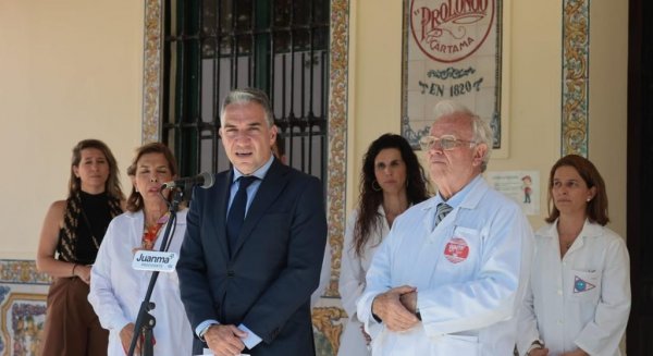 Bendodo destaca el músculo empresarial de Málaga con más de 56.000 empresas