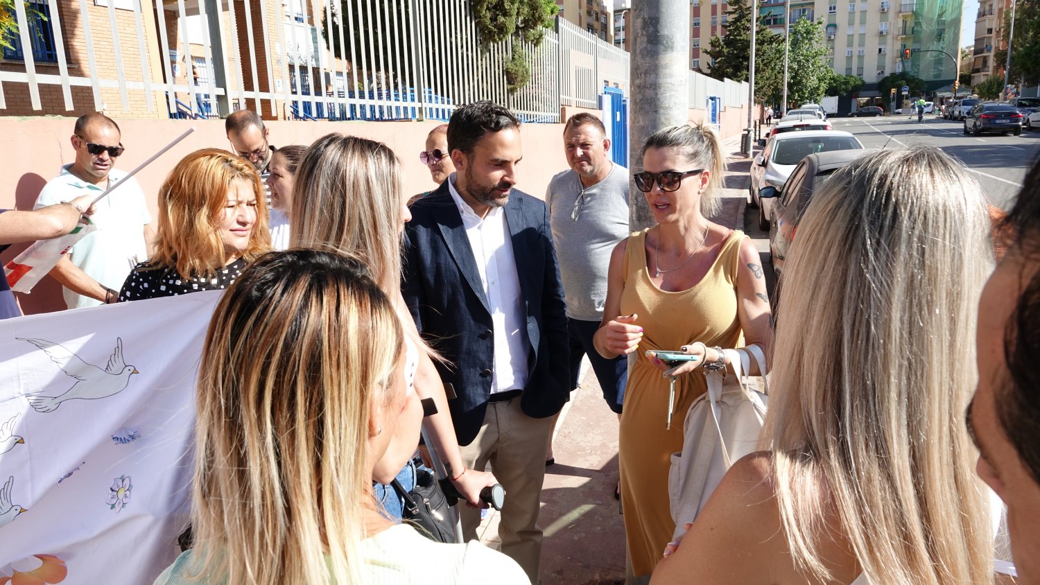 PSOE advierte del desmantelamiento de la educación pública en Málaga con el cierre de líneas educativas