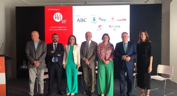 Del Cid destaca la apuesta por el turismo deportivo en Torremolinos como factor de desestacionalización