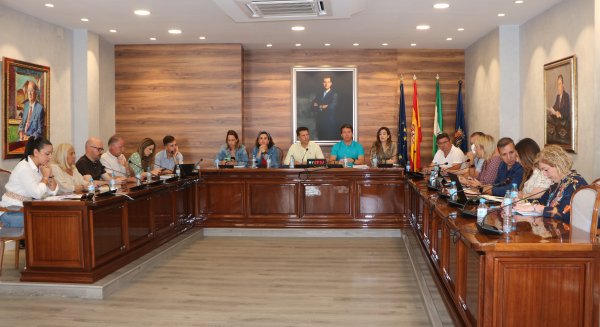 Milagros Jiménez y Angelita Yañez darán nombre a sendas calles de Torrox para reconocer sus labores