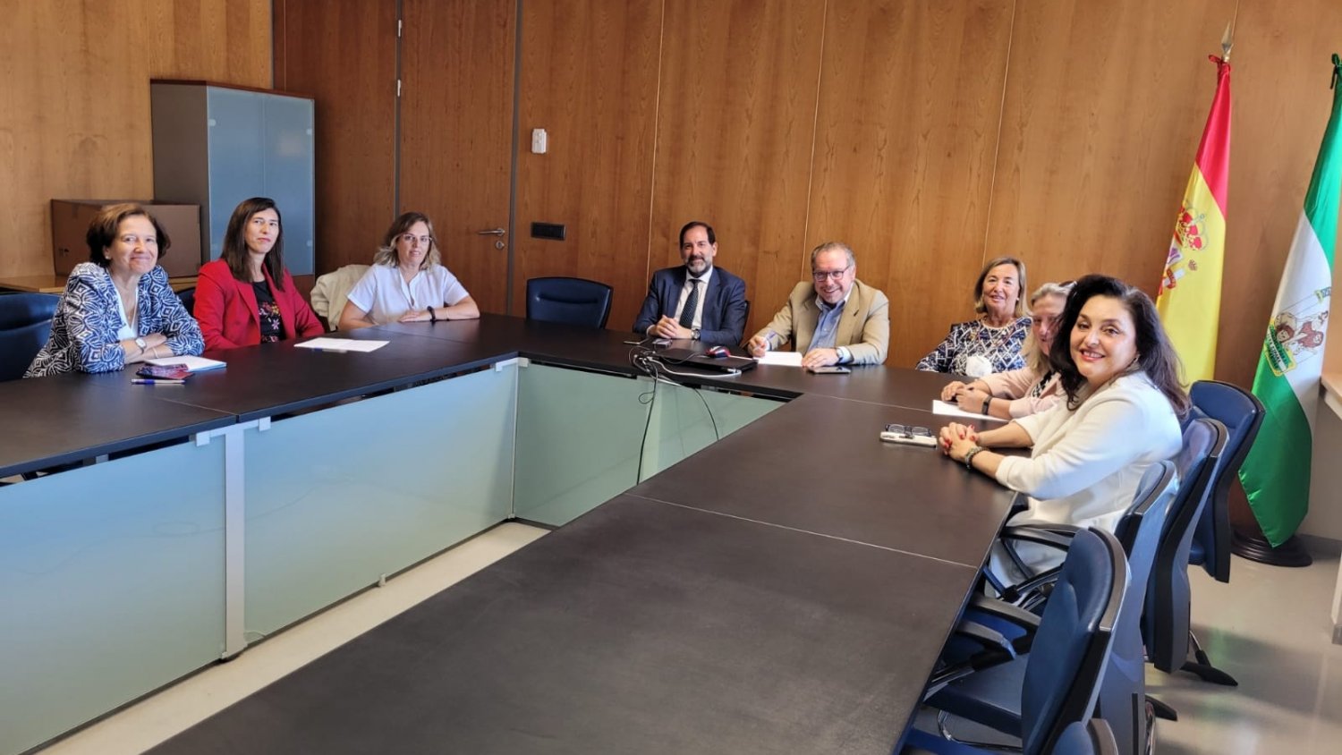Constituida la comisión de seguimiento del Punto de Información para la Mediación de Málaga