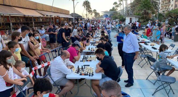 La Escuela Municipal de Ajedrez celebra el Torneo de las 24 Horas Deportivas de Estepona