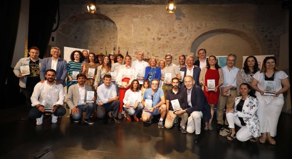 El Ayuntamiento reconoce a los negocios de San Pedro Alcántara en los Premios al Comercio 2022