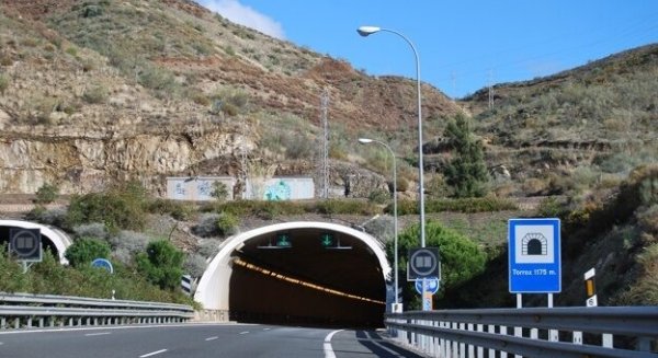 Mitma formaliza por 15,2M€ las obras de mejora en varios túneles de la A-7 de Málaga