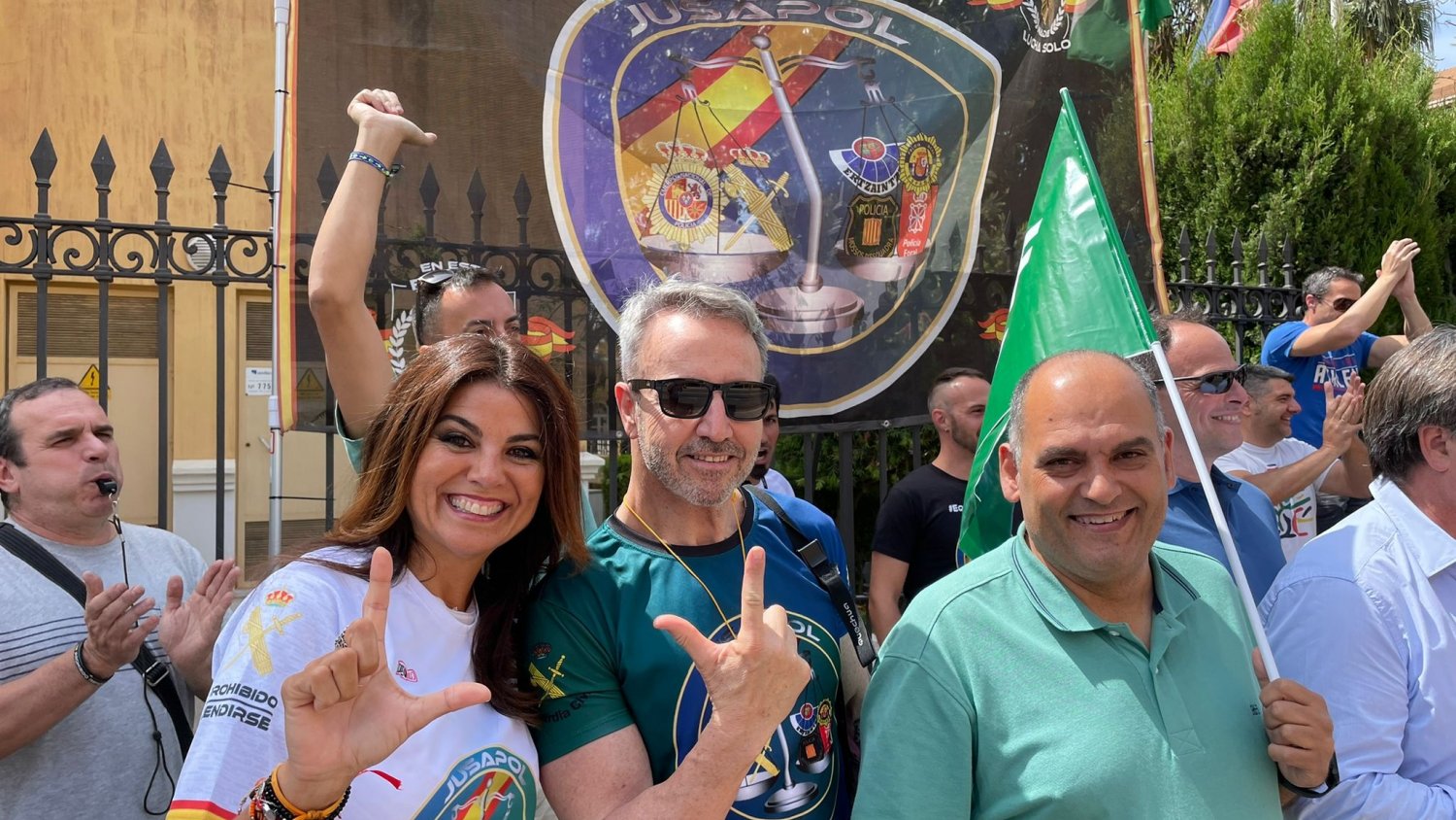 Nuria Rodríguez respalda la protesta de policías y guardias civiles para mejorar sus condiciones salariales