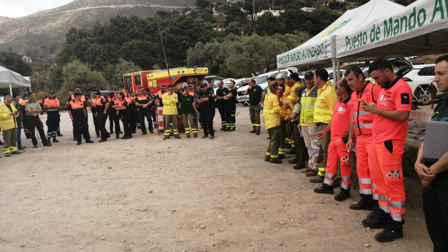La Junta prueba con un simulacro en Cómpeta la eficacia de los mecanismos en caso de incendio forestal