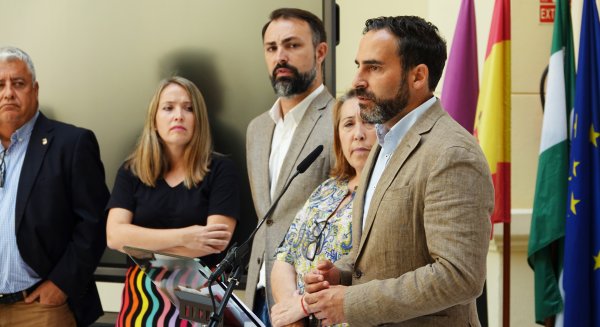 PSOE presenta una enmienda a la totalidad de la gestión de Francisco de la Torre