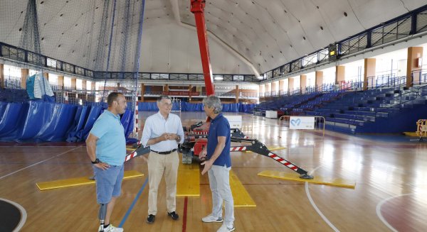 Marbella realiza obras de mejoras en el Palacio de los Deportes Elena Benítez