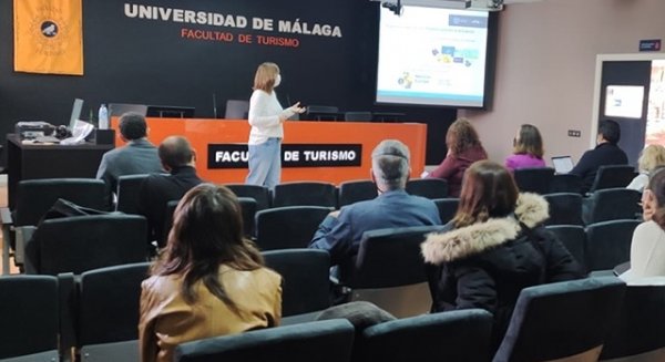UMA.- Casi 300 investigadores se forman en trasferencia de conocimiento en la universidad