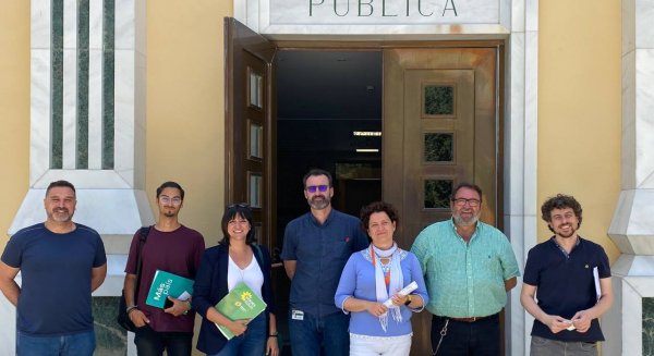 Por Andalucía traslada a la Escuela Andaluza de Salud Pública su compromiso para mantener su sede en Granada