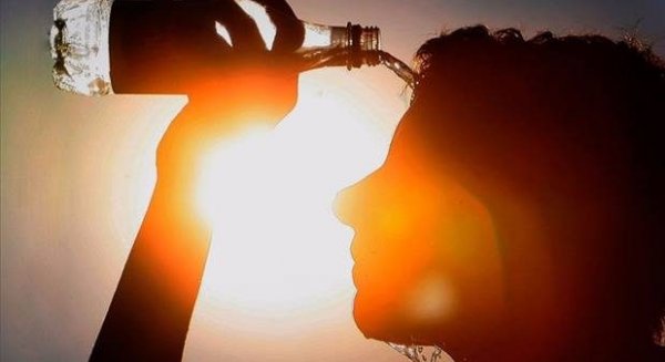 Salud recomienda extremar las precauciones ante las altas temperaturas de los próximos días