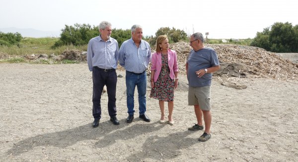 PSOE denuncia el abandono municipal en las playas de Guadalmar