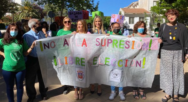 PSOE exige a la Junta que no elimine una clase de infantil del colegio Miguel de Cervantes de Ronda
