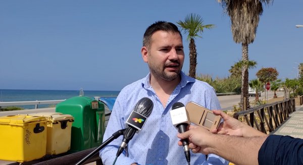 PSOE materializa su propuesta electoral sobre la construcción de un centro de día en Benajarafe