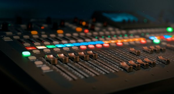 El BOJA publica la convocatoria de subvenciones para el mantenimiento de radios públicas locales