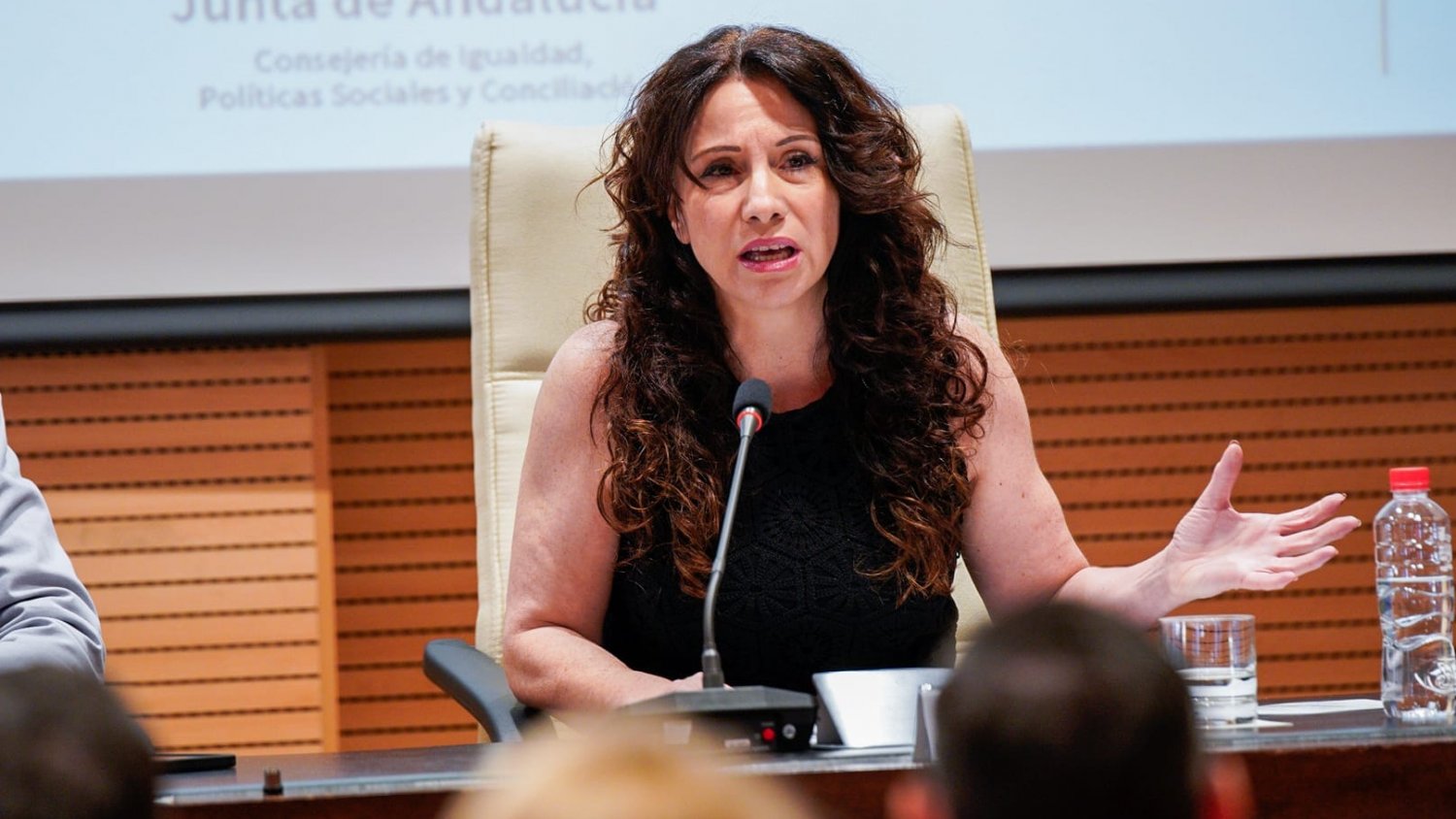 Rocío Ruiz valora el papel clave del entorno de las mujeres del medio rural contra la violencia machista