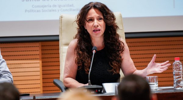 Rocío Ruiz valora el papel clave del entorno de las mujeres del medio rural contra la violencia machista