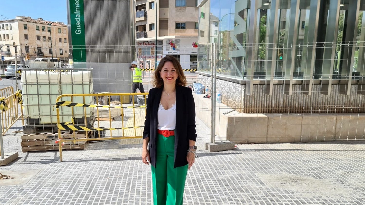 Navarro: “Los malagueños somos los únicos que vamos a contar con un museo en el metro”