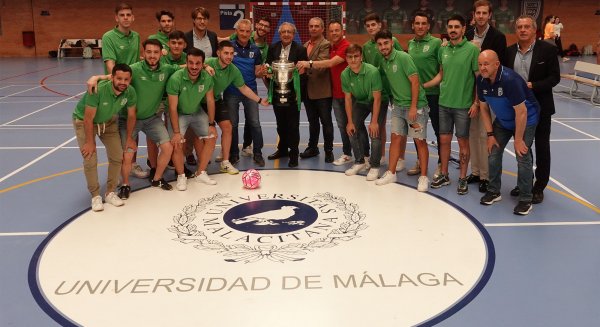 UMA.- La universidad muestra su orgullo tras la victoria del Besoccer Antequera