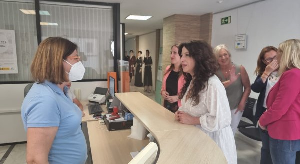 Ruiz destaca el centro de la mujer de San Fernando por la atención a las víctimas de violencia de género