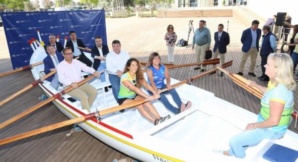 Más de 350 remeros participan en la X Liga Provincial de Jábegas