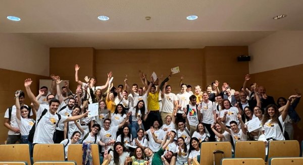 UMA.- El primer Hachathon Ferroviario premia las ideas de 54 estudiantes