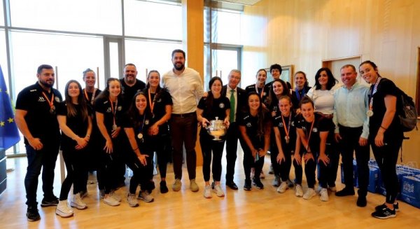 Salado recibe a las jugadoras del Costa del Sol Málaga, campeonas de la Copa de la Reina