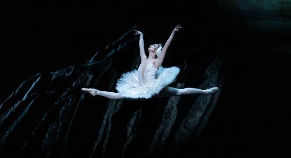 'El lago de los cisnes' del Royal Ballet regresa a los cines de Málaga