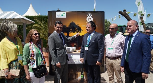 Moreno insta a las administraciones a trabajar de forma conjunta para garantizar el agua necesaria