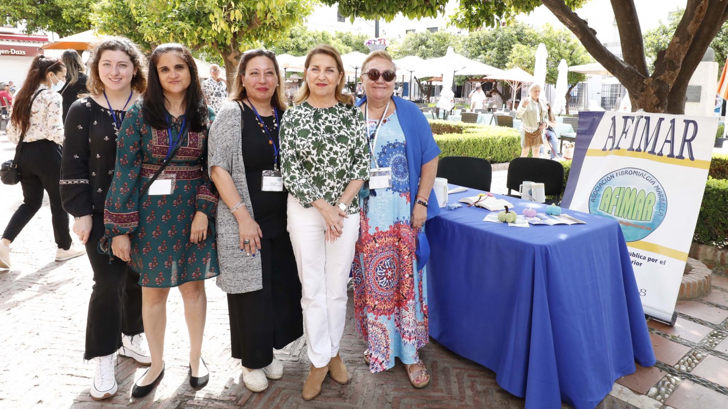 Marbella respalda a la Asociación Española contra el Cáncer en su tradicional cuestación anual