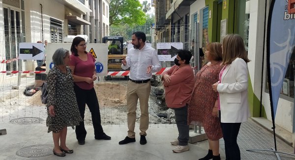 PSOE reclama al Ayuntamiento ayudas para los negocios afectados por las obras