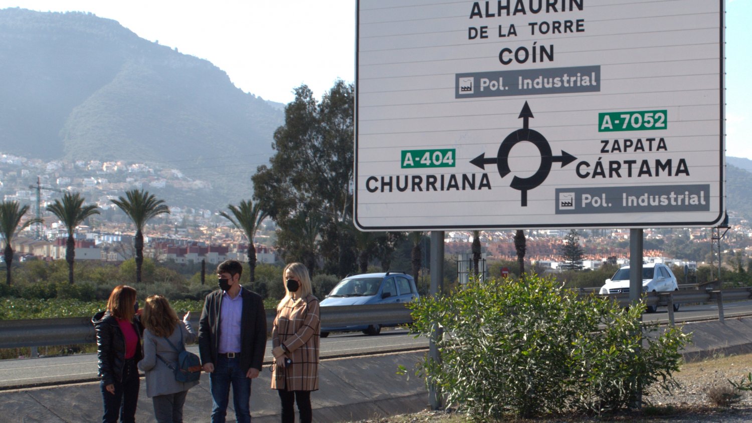 PSOE exige a Villanova 