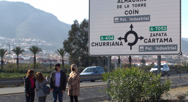PSOE exige a Villanova 