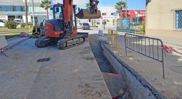 Entra en funcionamiento la nueva red separativa del Parque Empresarial de La Estrella en Cruz del Humilladero