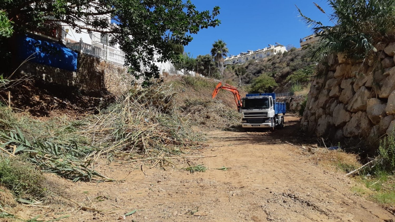 Rincón de la Victoria licita la limpieza y el mantenimiento de zonas municipales