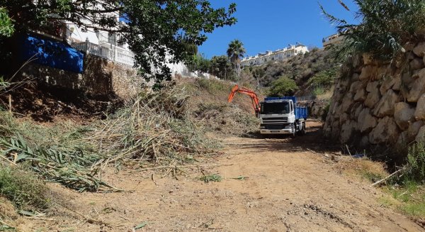 Rincón de la Victoria licita la limpieza y el mantenimiento de zonas municipales