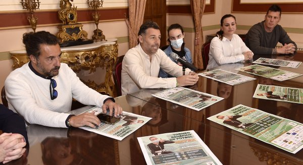 El Estadio Nuevo El Maulí alberga el torneo benéfico de fútbol en beneficio de Nayra del Río